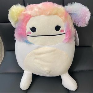Zayley the rainbow big foot squishmallow